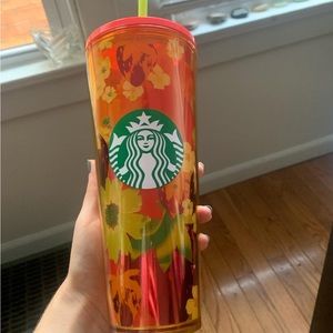 Fall summer berry Starbucks cup nwt